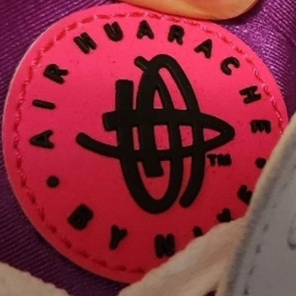 ❗ SOLD ❗ NWOB Nike Huaraches - Picture 8 of 8